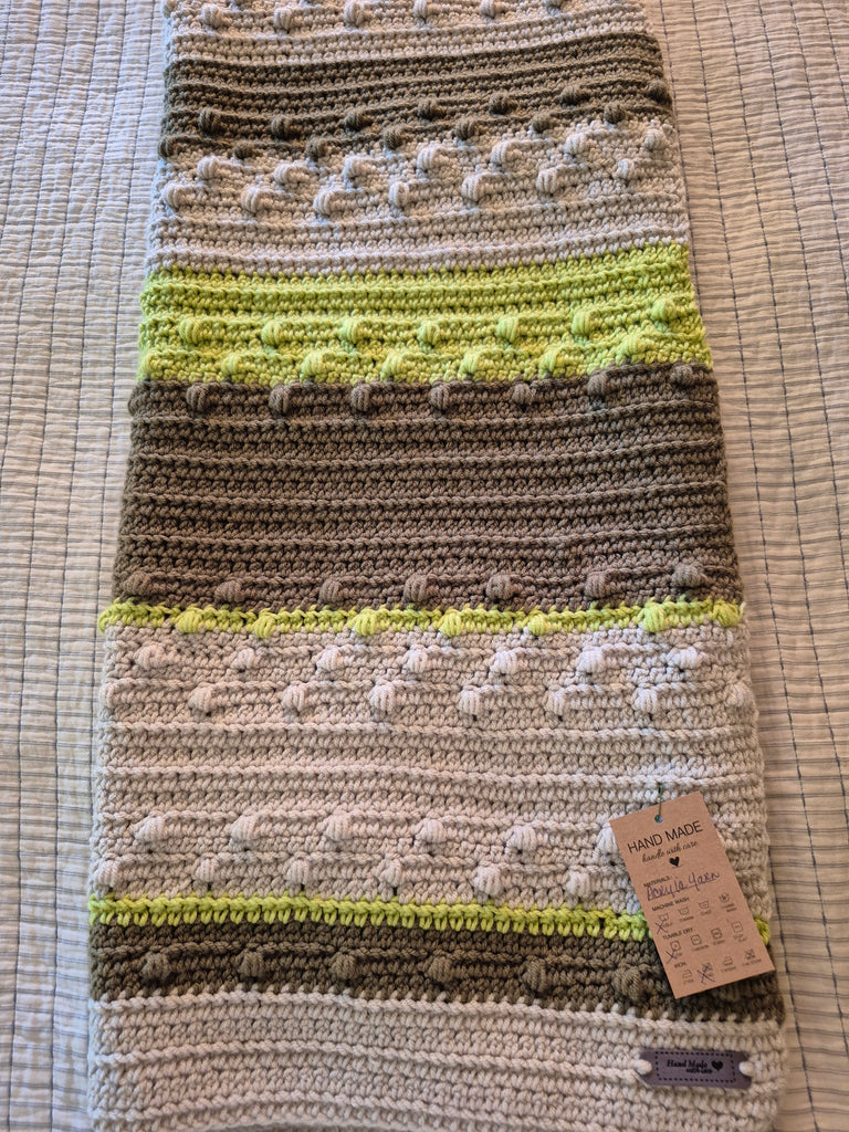 "Pistachio" Crochet Blanket
