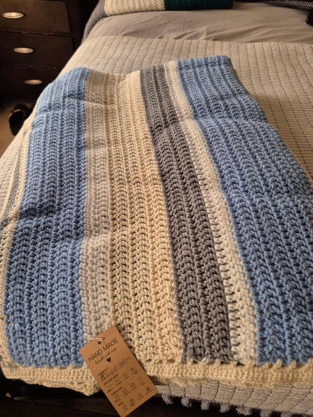 "Cornflower" Crochet Blanket