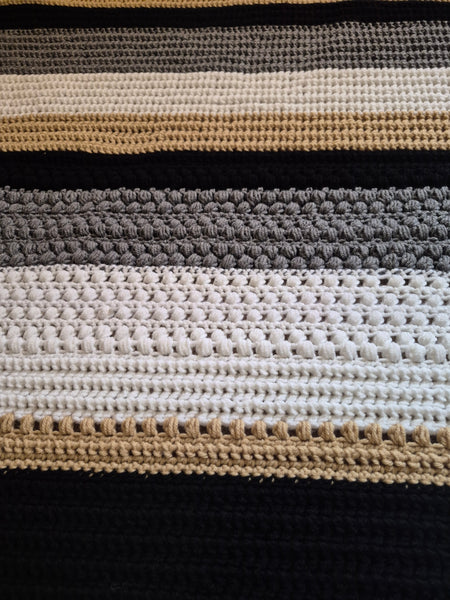 "Alcea Rosea" Crochet Blanket